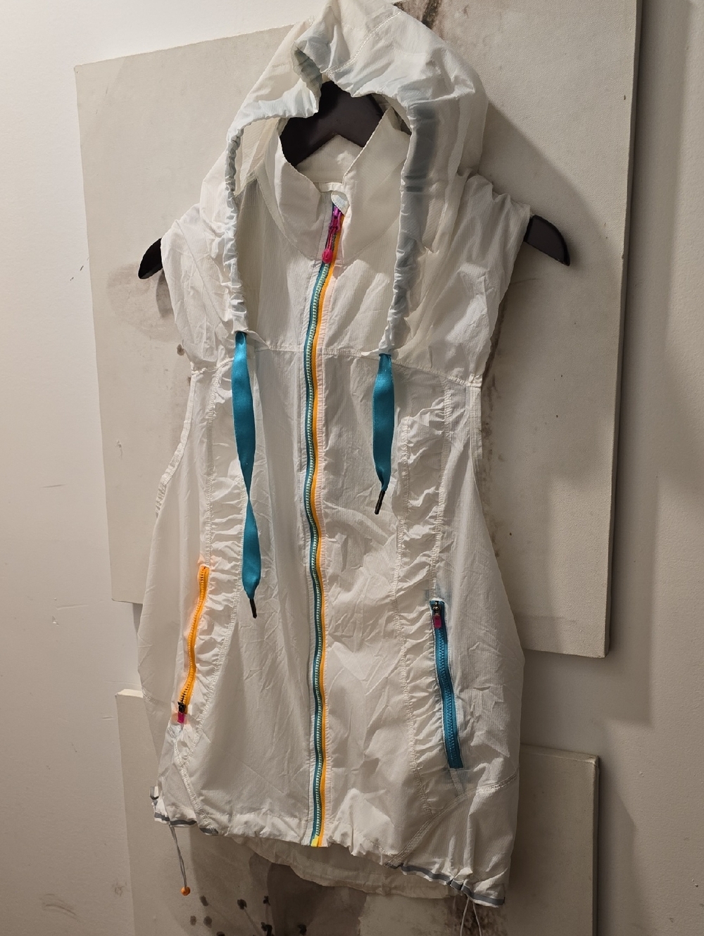 Lululemon Sheer Running Vest With Hood - White Teal Orange Pink Yellow - 10